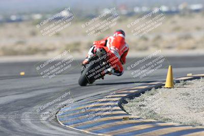 media/Dec-01-2025-Moto Forza (Mon) [[2daa91e15f]]/1-Advanced Group/Session 2 Turn 11 Backside/
